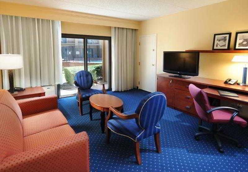 Hotel Courtyard By Marriott San Antonio Medical Center Extérieur photo
